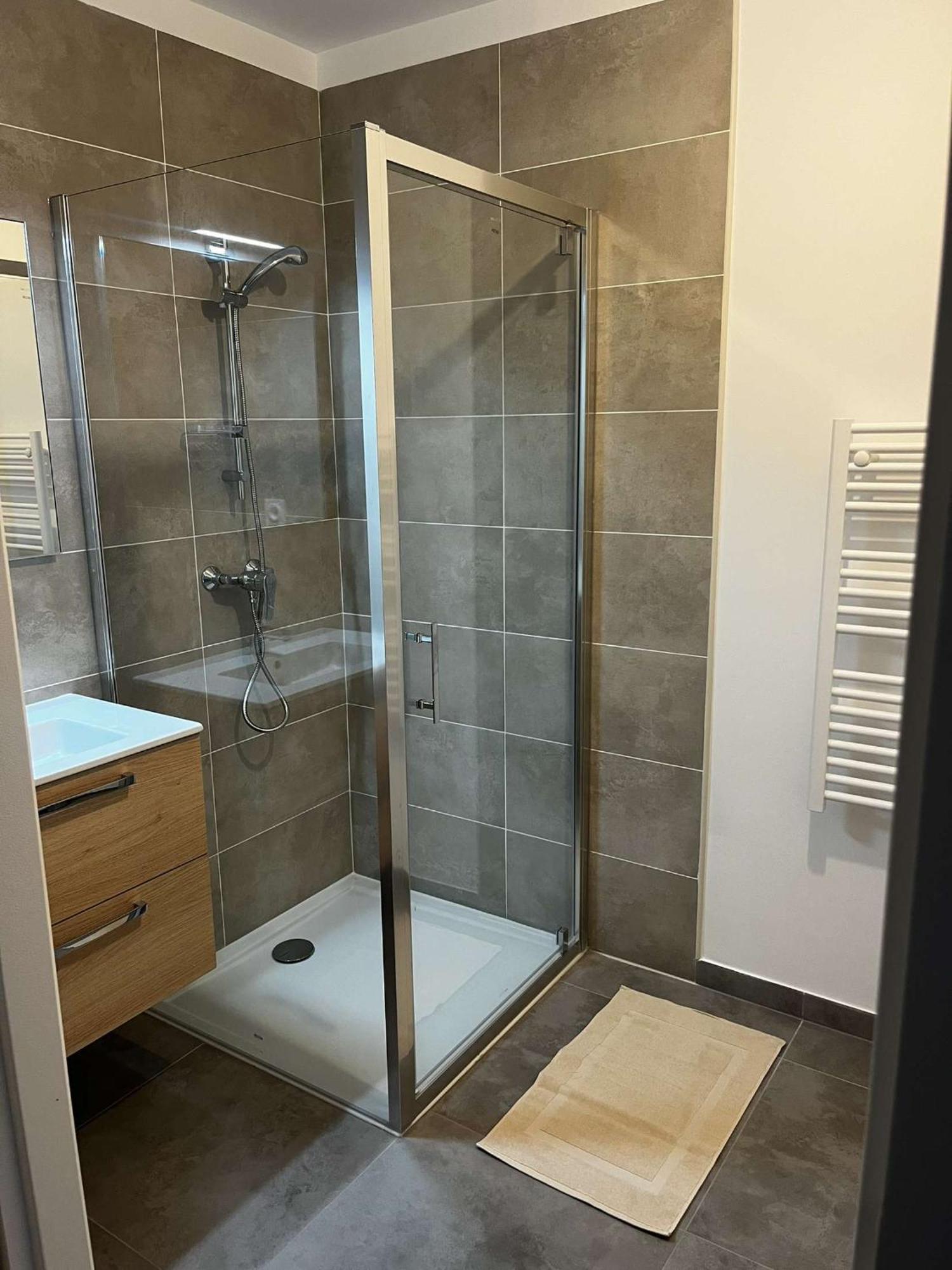 Tres Beau T2 Apartment *